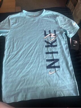 Nike Kids Large Aqua Blue Vertical Logo T-Shirt